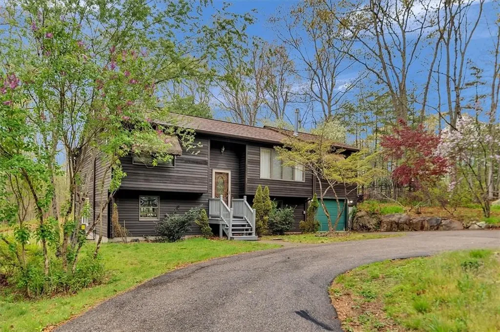 367 Plain Meeting House Road West Greenwich RI 02817