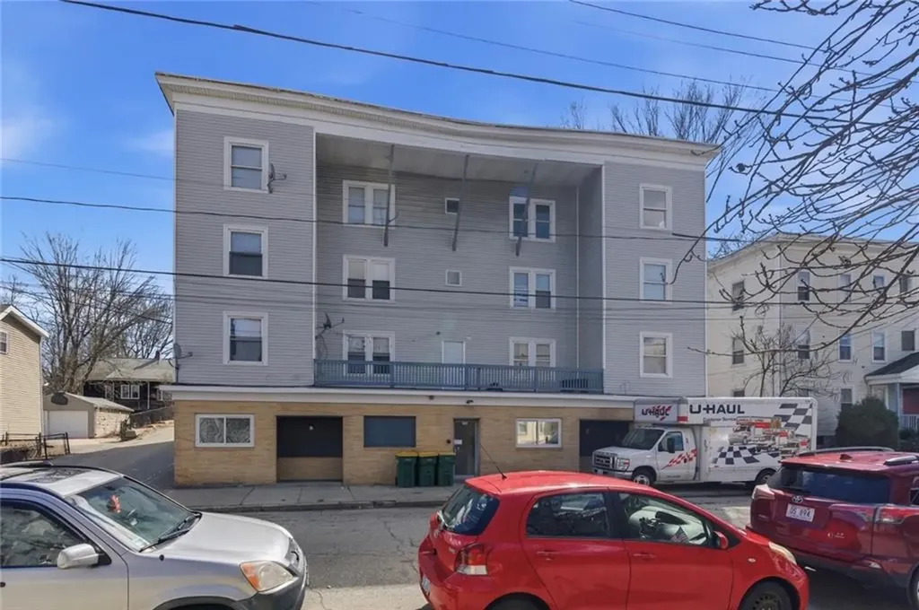 252 Front Street Woonsocket RI 02895