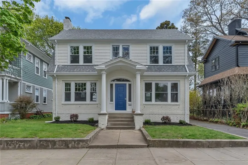 104 Woodbine Street Providence RI 02906
