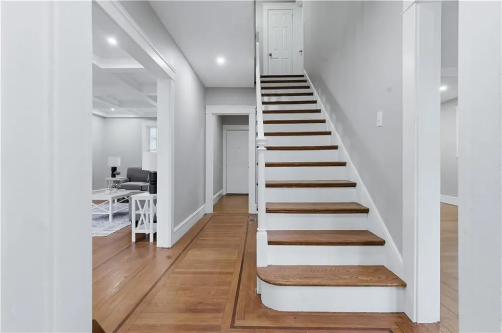 104 Woodbine Street Providence RI 02906