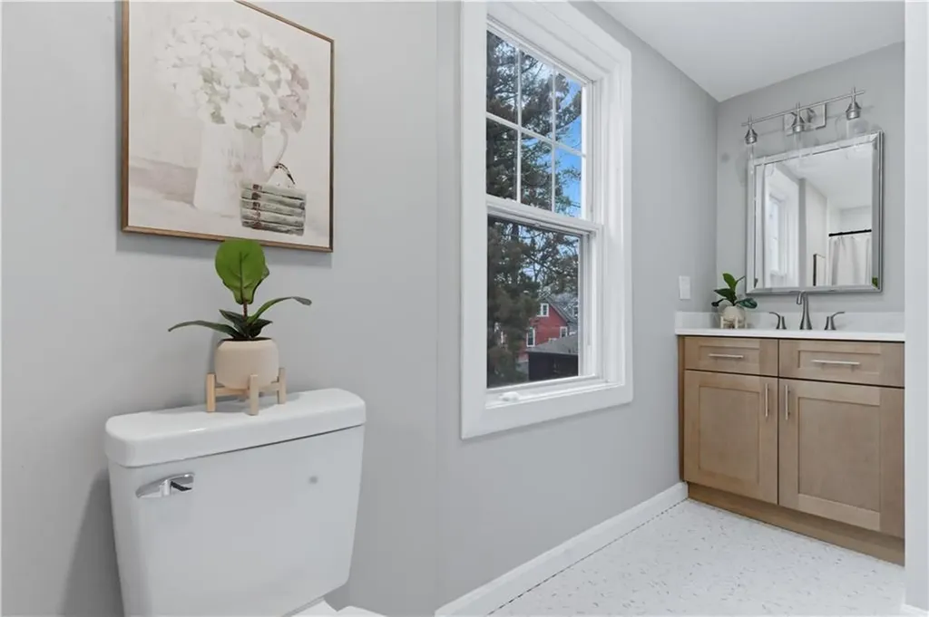 104 Woodbine Street Providence RI 02906