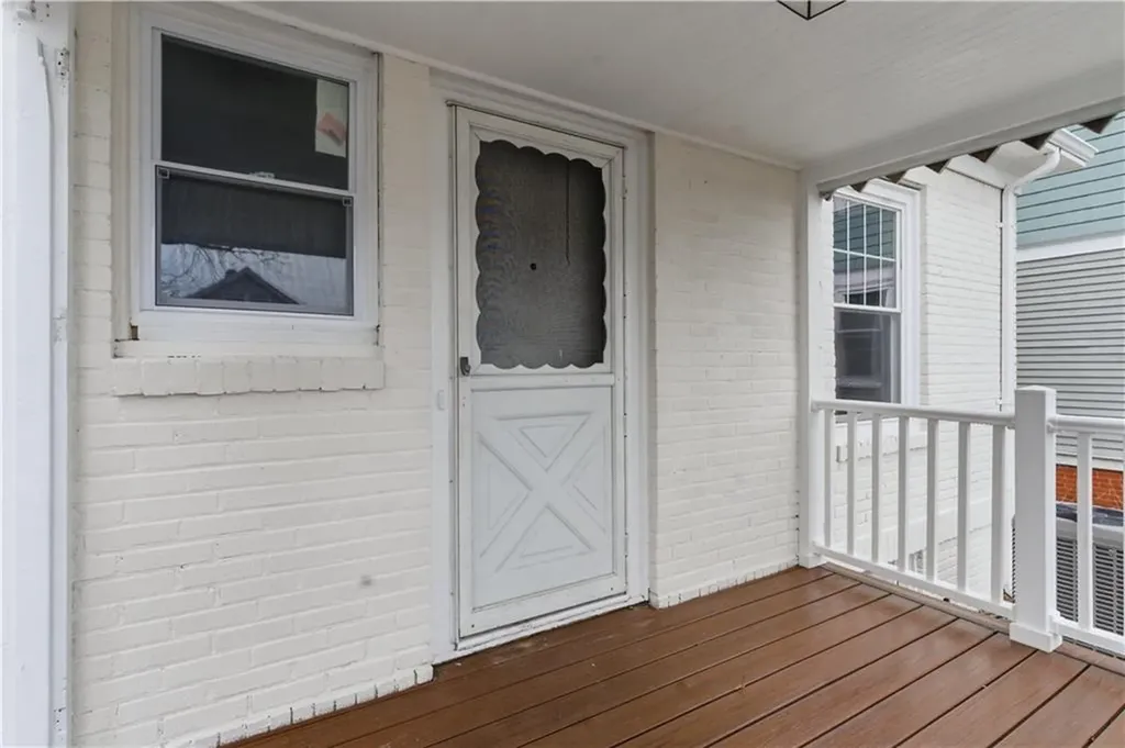 104 Woodbine Street Providence RI 02906