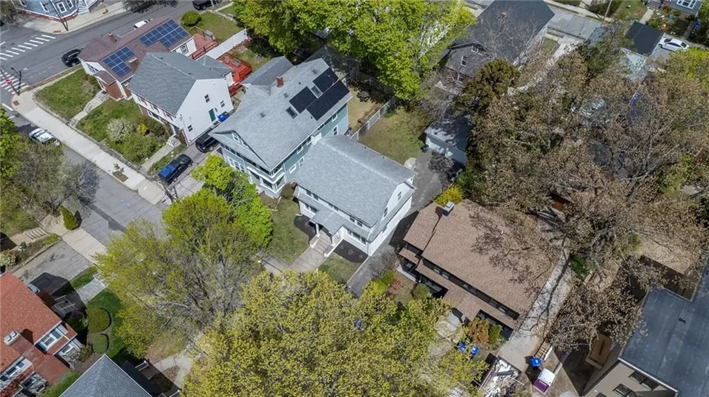 104 Woodbine Street Providence RI 02906