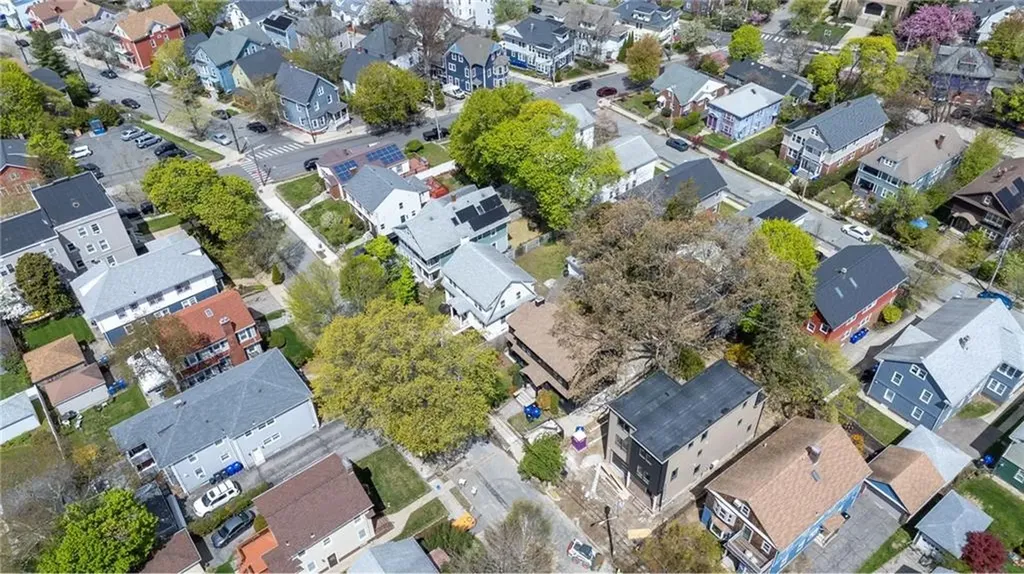 104 Woodbine Street Providence RI 02906