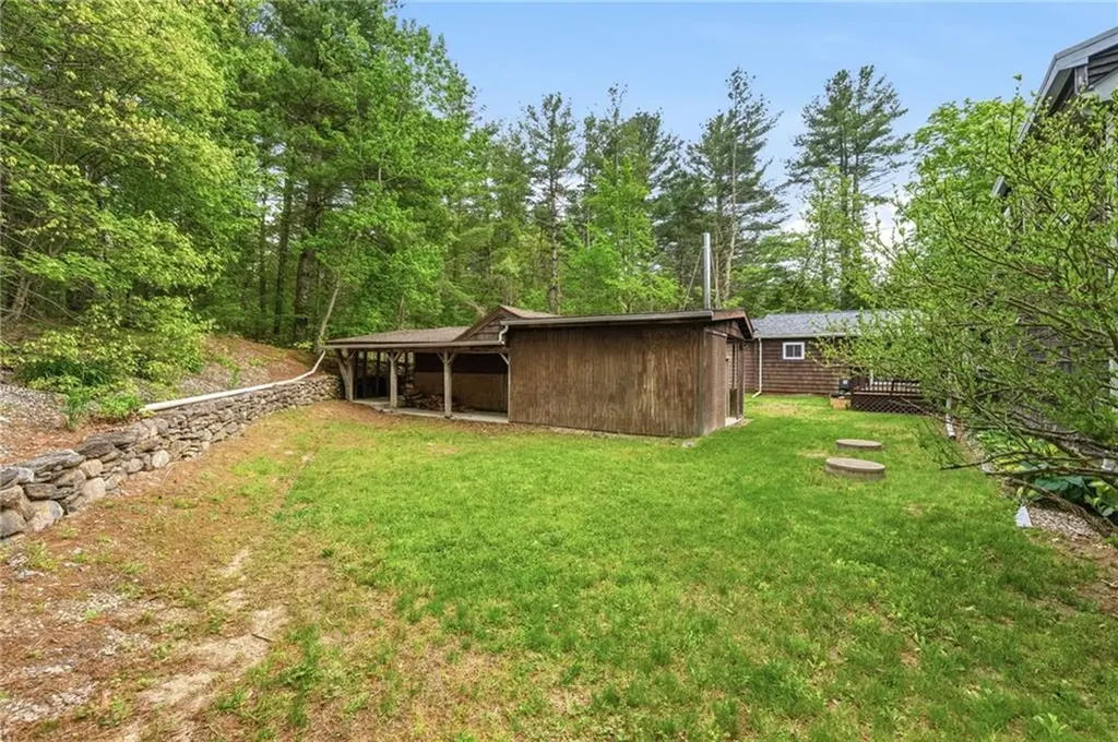 685 Round Top Road Burrillville RI 02830