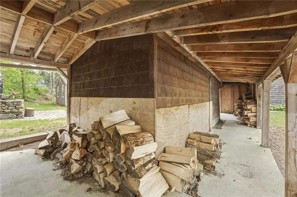 685 Round Top Road Burrillville RI 02830