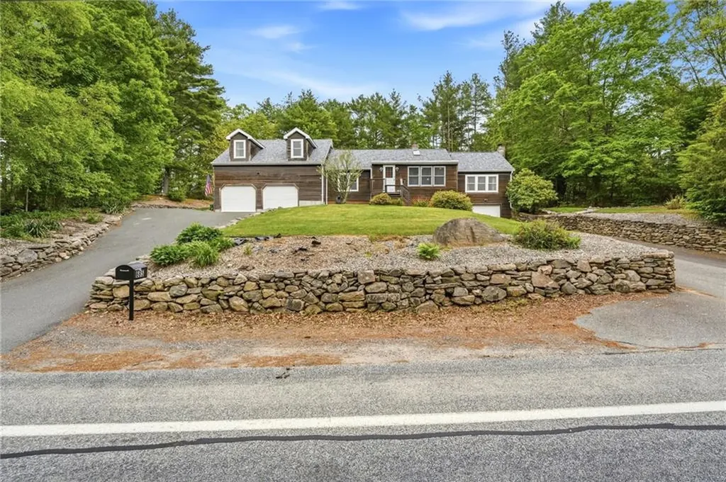 685 Round Top Road Burrillville RI 02830