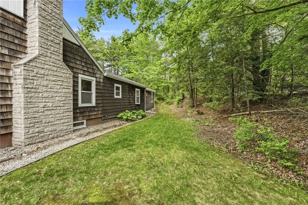 685 Round Top Road Burrillville RI 02830