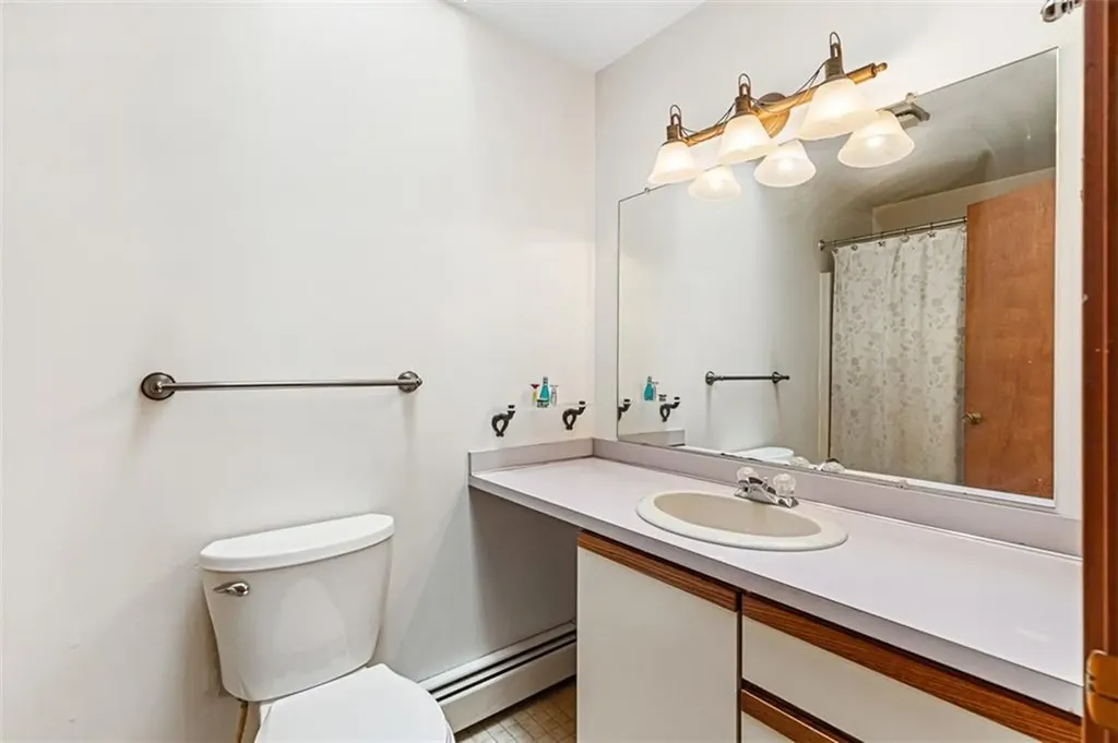 12 Silver Street Warwick RI 02889