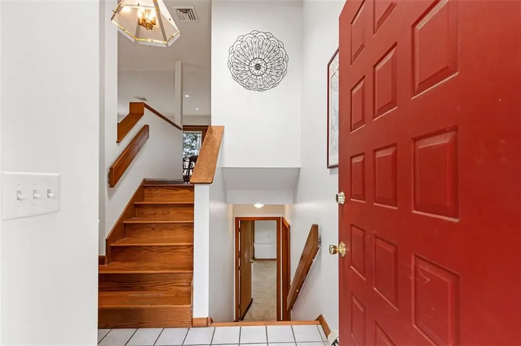 12 Silver Street Warwick RI 02889
