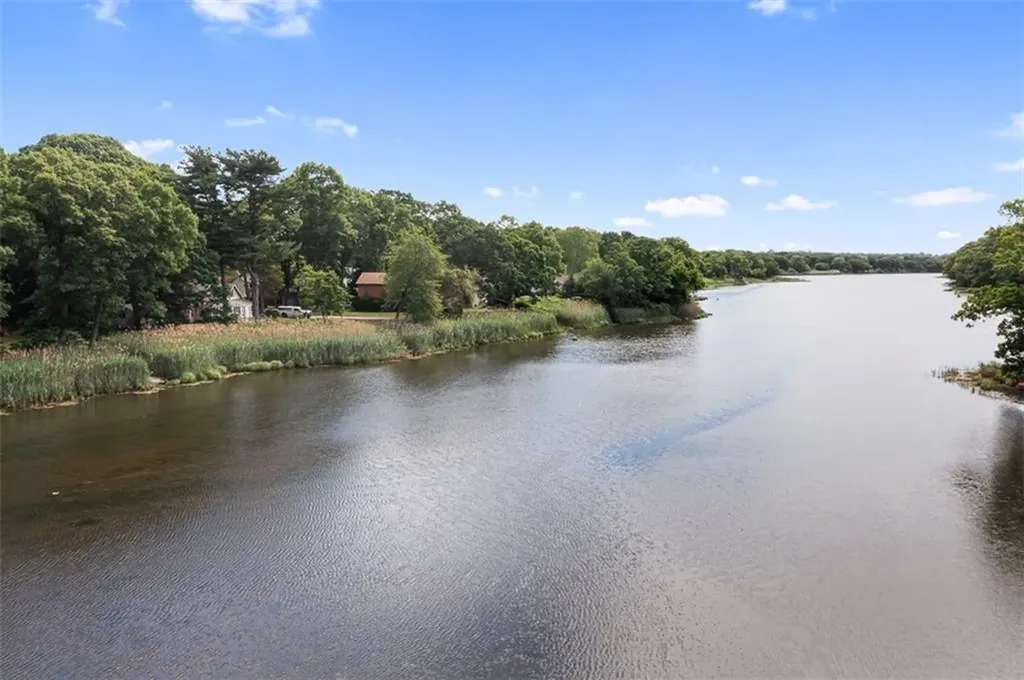 12 Silver Street Warwick RI 02889
