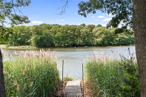 12 Silver Street Warwick RI 02889