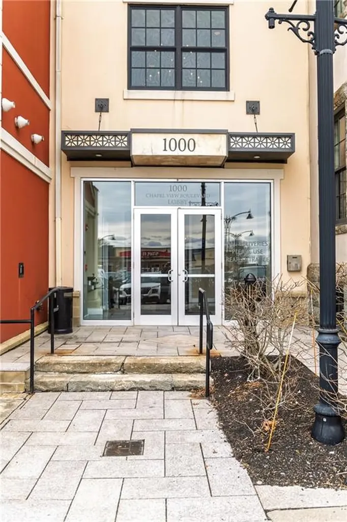 1000 Chapel View Boulevard Cranston RI 02920