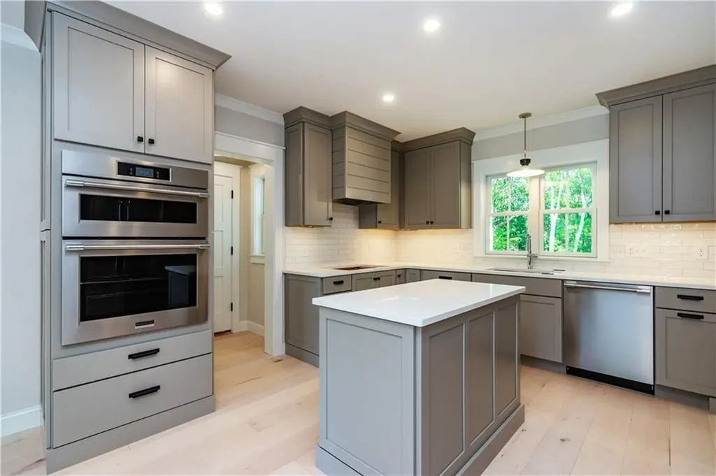 510 Greenbush Road Warwick RI 02818