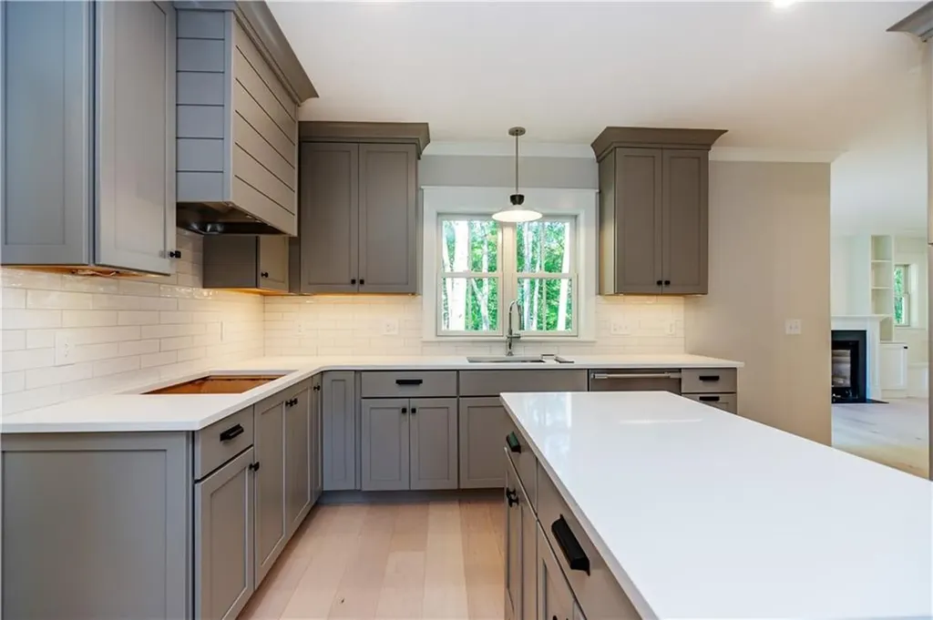 510 Greenbush Road Warwick RI 02818
