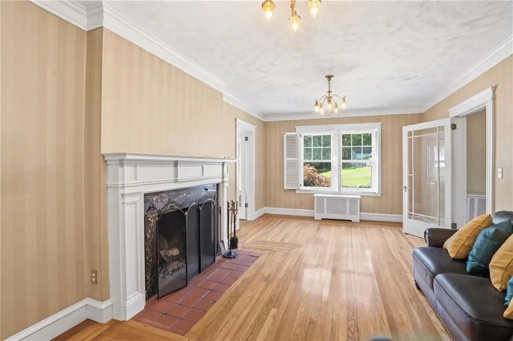 73 Progress Street Lincoln RI 02865