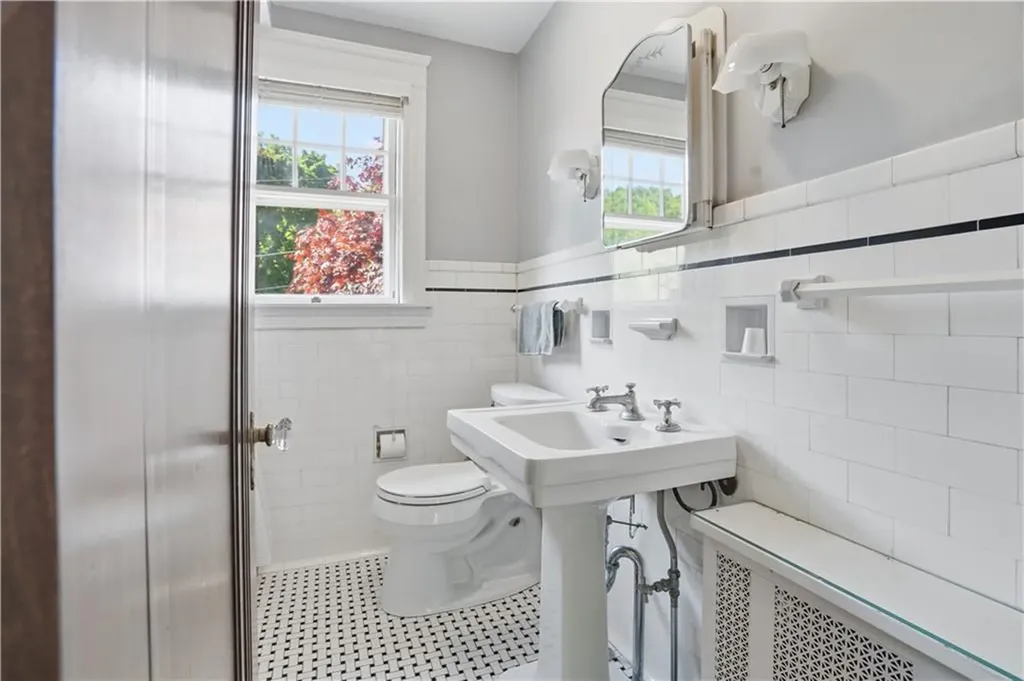 73 Progress Street Lincoln RI 02865