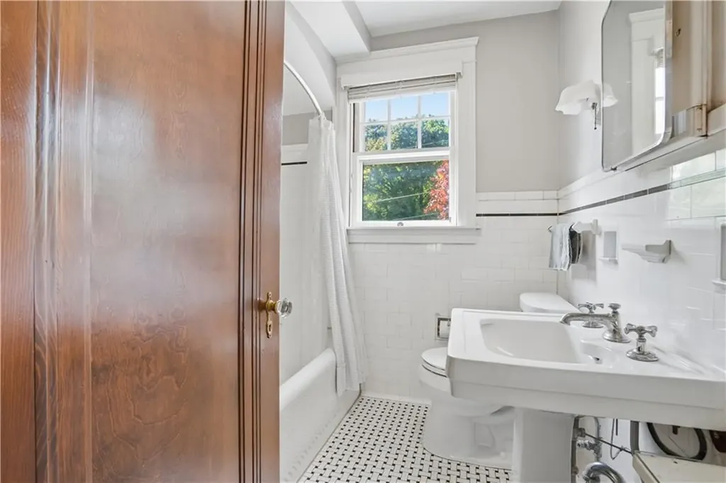 73 Progress Street Lincoln RI 02865