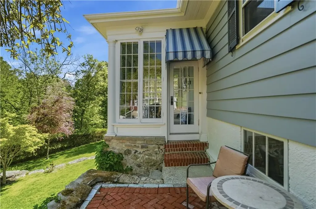 73 Progress Street Lincoln RI 02865