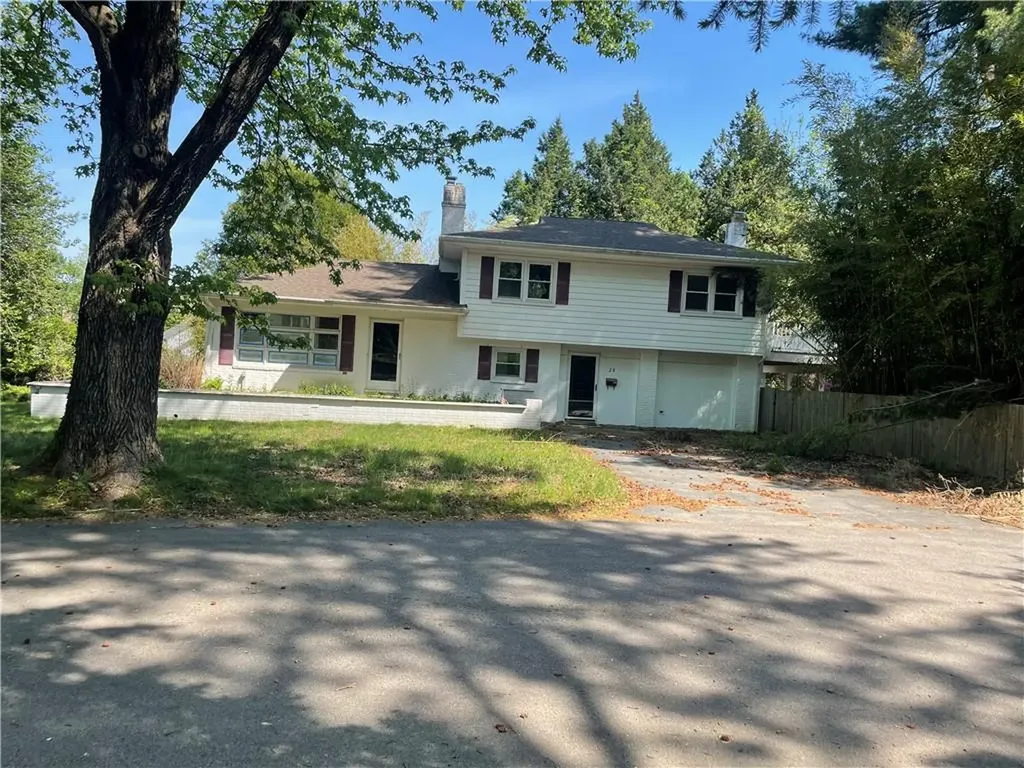 28 Hill Top Drive Warwick RI 02818