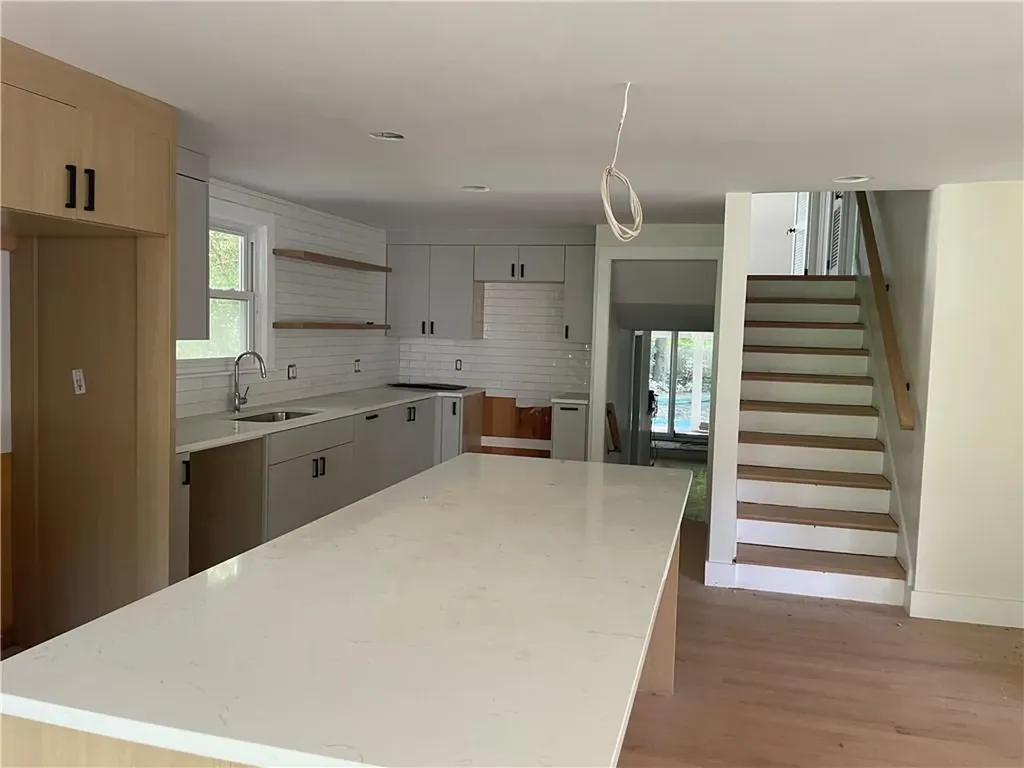 28 Hill Top Drive Warwick RI 02818