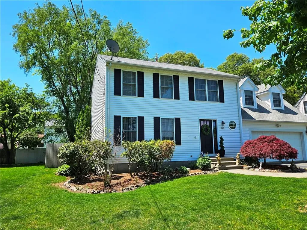 190 Arnolds Neck Drive Warwick RI 02886