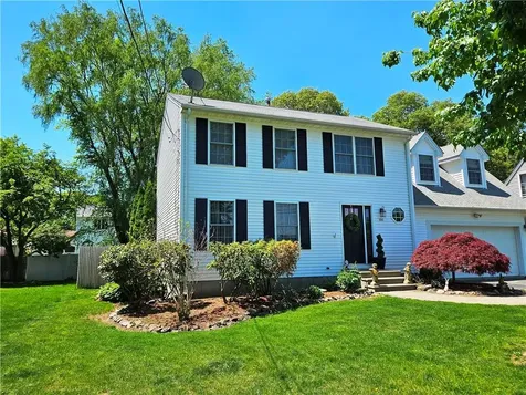190 Arnolds Neck Drive Warwick RI 02886