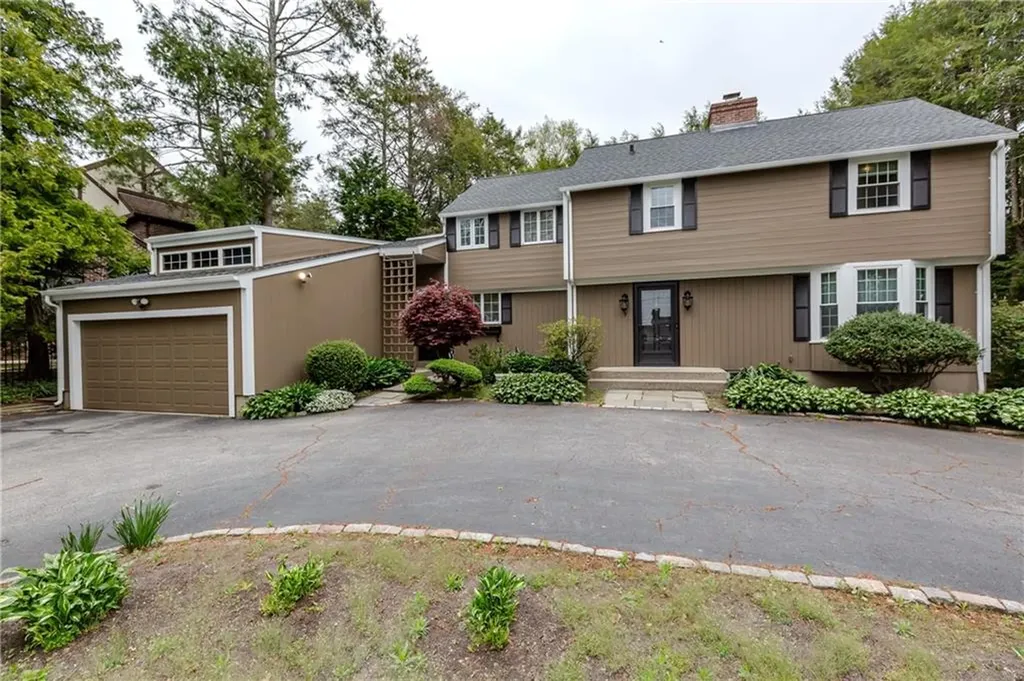 7 White Birch Road Cranston RI 02920