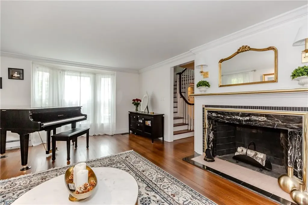 7 White Birch Road Cranston RI 02920
