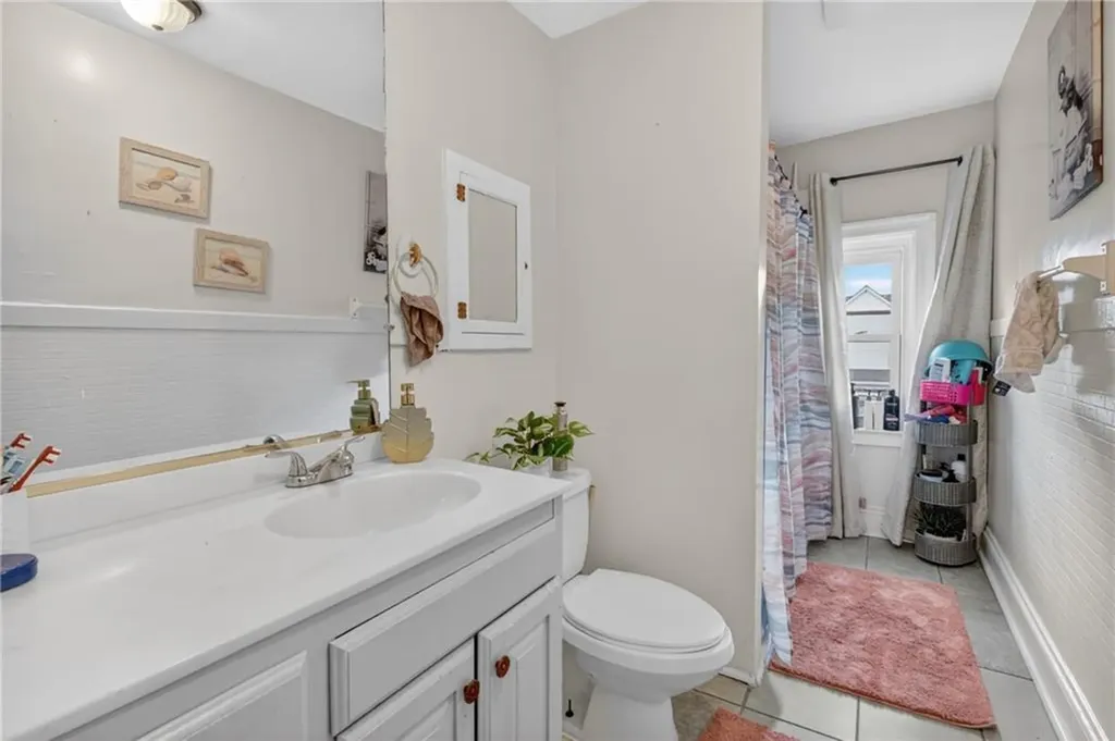68 Whitmarsh Street Providence RI 02907