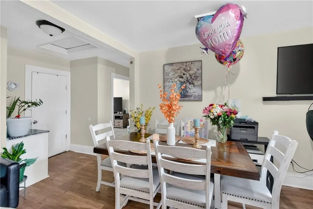 68 Whitmarsh Street Providence RI 02907