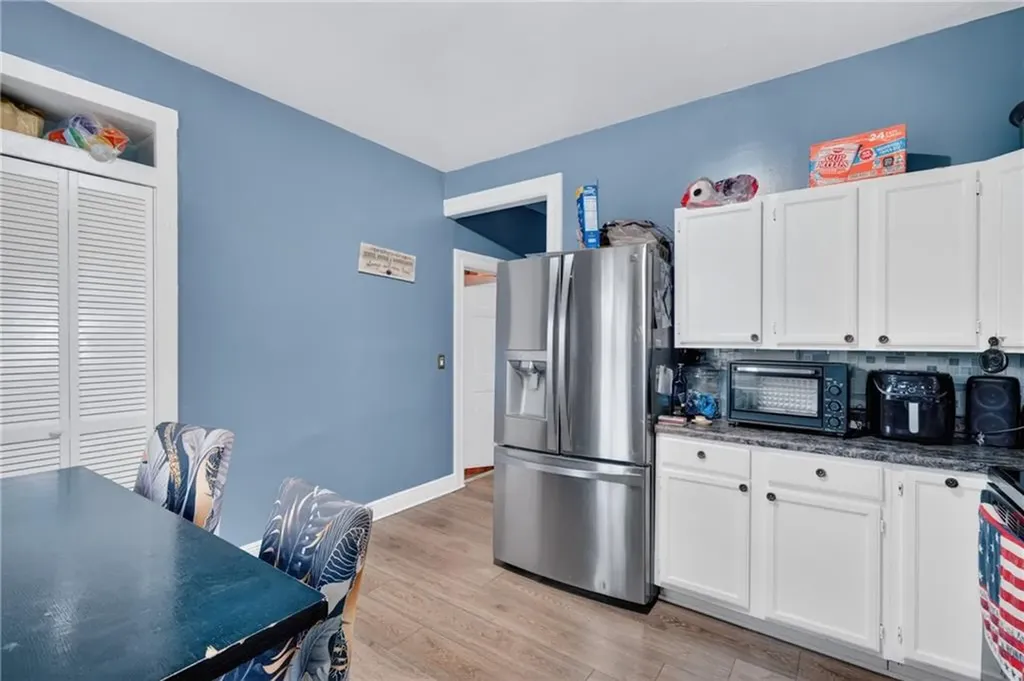 68 Whitmarsh Street Providence RI 02907