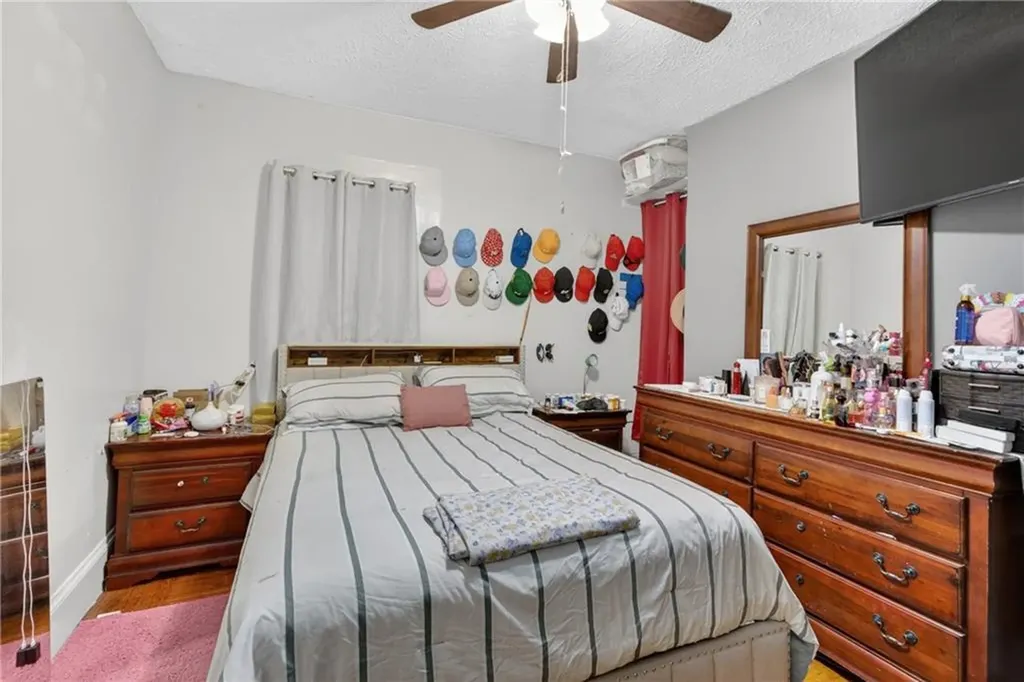 68 Whitmarsh Street Providence RI 02907