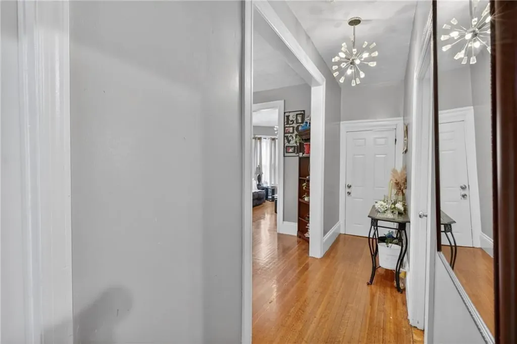 68 Whitmarsh Street Providence RI 02907