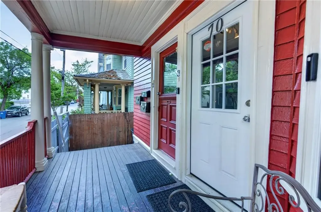 68 Whitmarsh Street Providence RI 02907