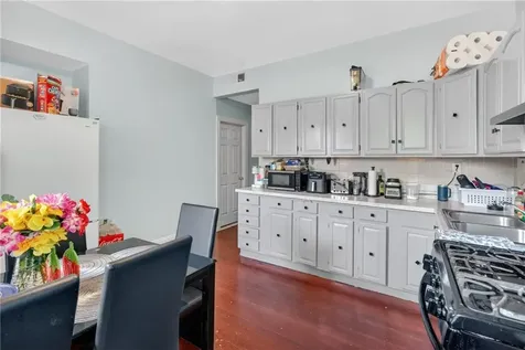 68 Whitmarsh Street Providence RI 02907