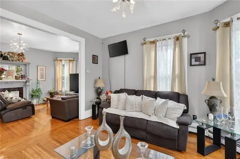 68 Whitmarsh Street Providence RI 02907