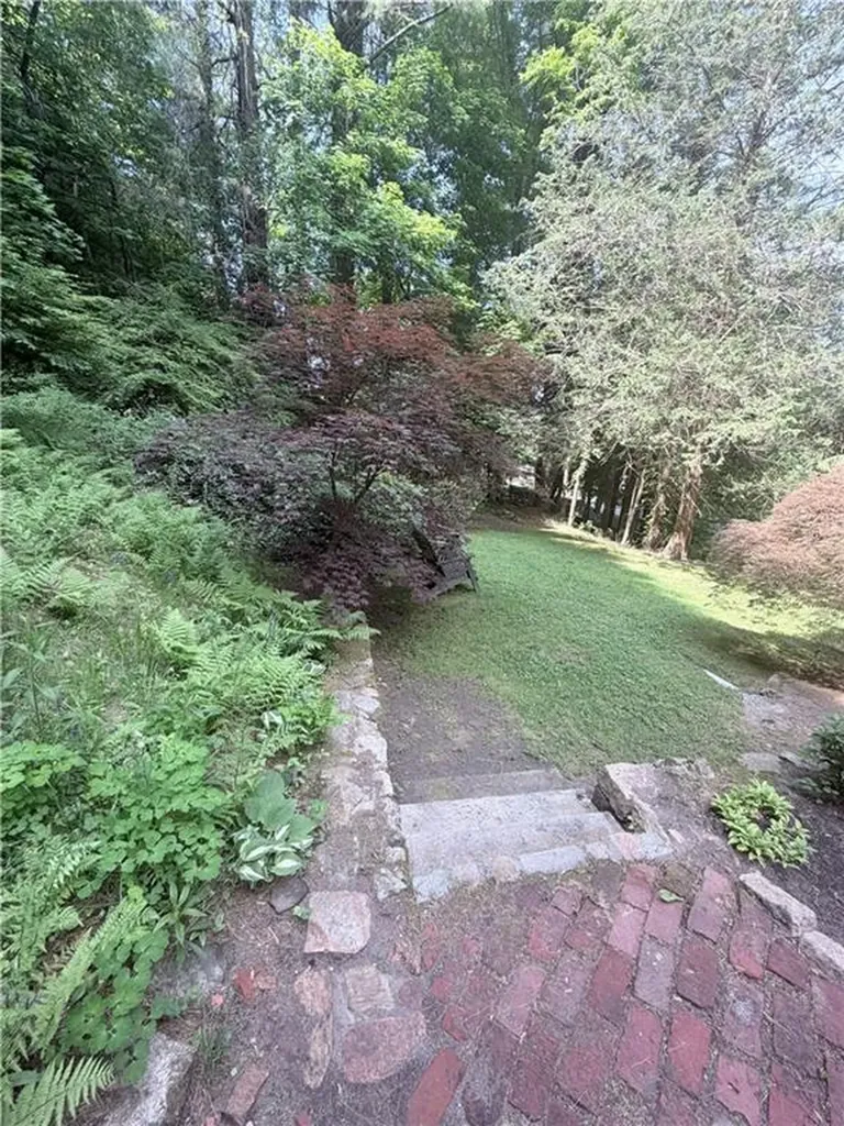 172 Greenville Road North Smithfield RI 02896
