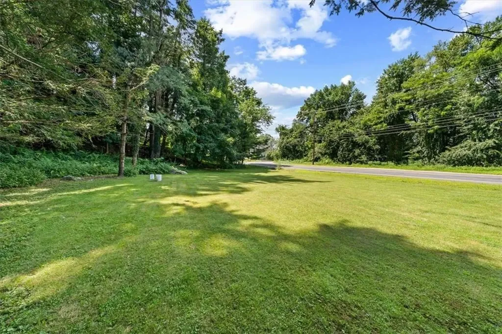172 Greenville Road North Smithfield RI 02896