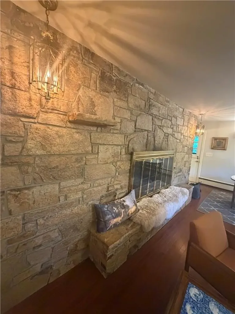 172 Greenville Road North Smithfield RI 02896