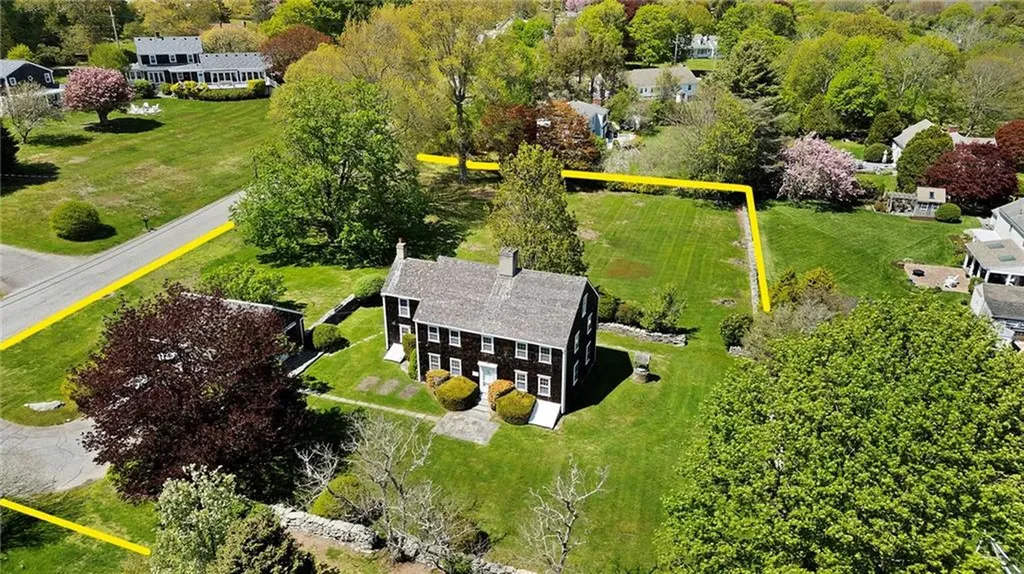 6 Baldwin Road Middletown RI 02842