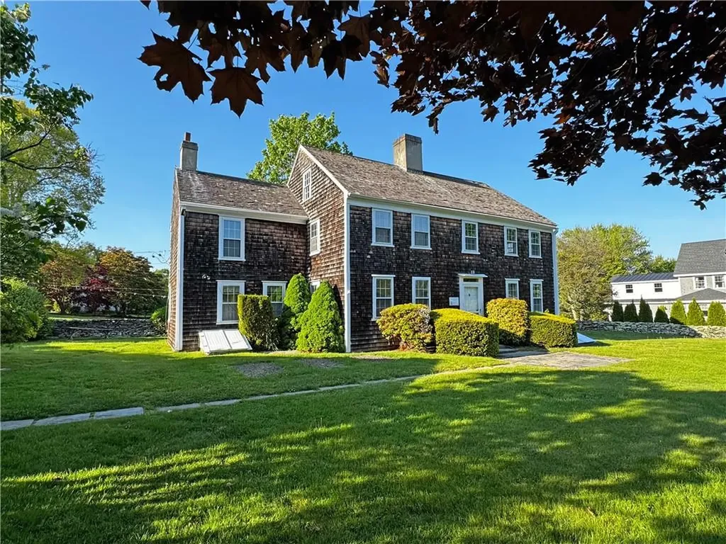 6 Baldwin Road Middletown RI 02842