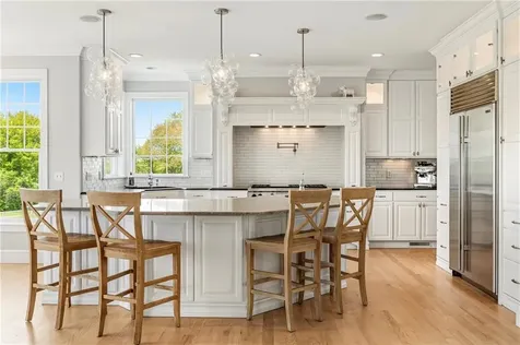 3333 Main Road Tiverton RI 02878