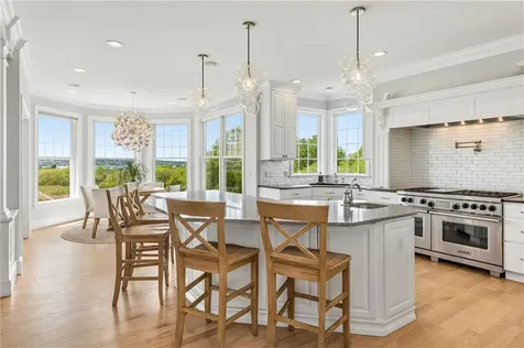 3333 Main Road Tiverton RI 02878
