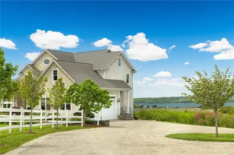 3333 Main Road Tiverton RI 02878