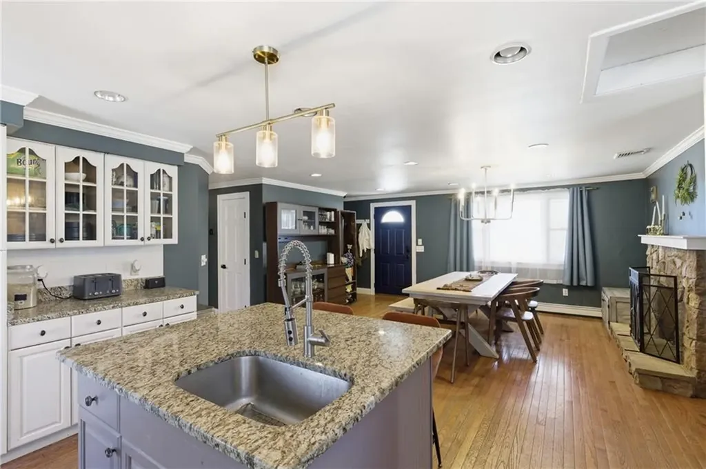 52 Viking Drive Portsmouth RI 02871