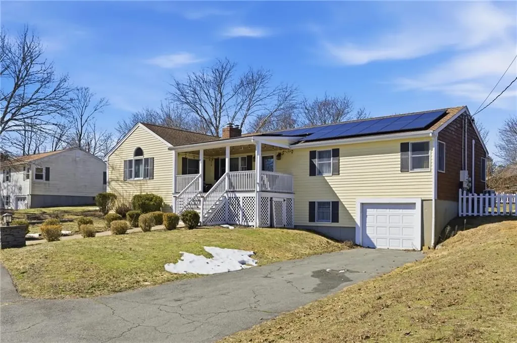 52 Viking Drive Portsmouth RI 02871