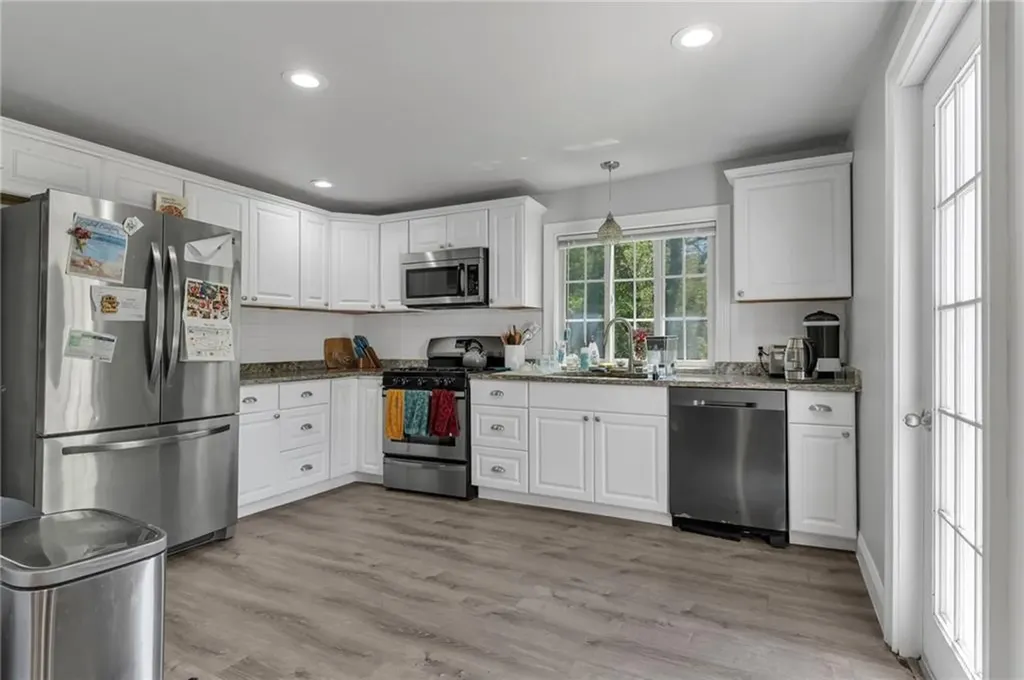 19 Hardwick Street Cumberland RI 02864