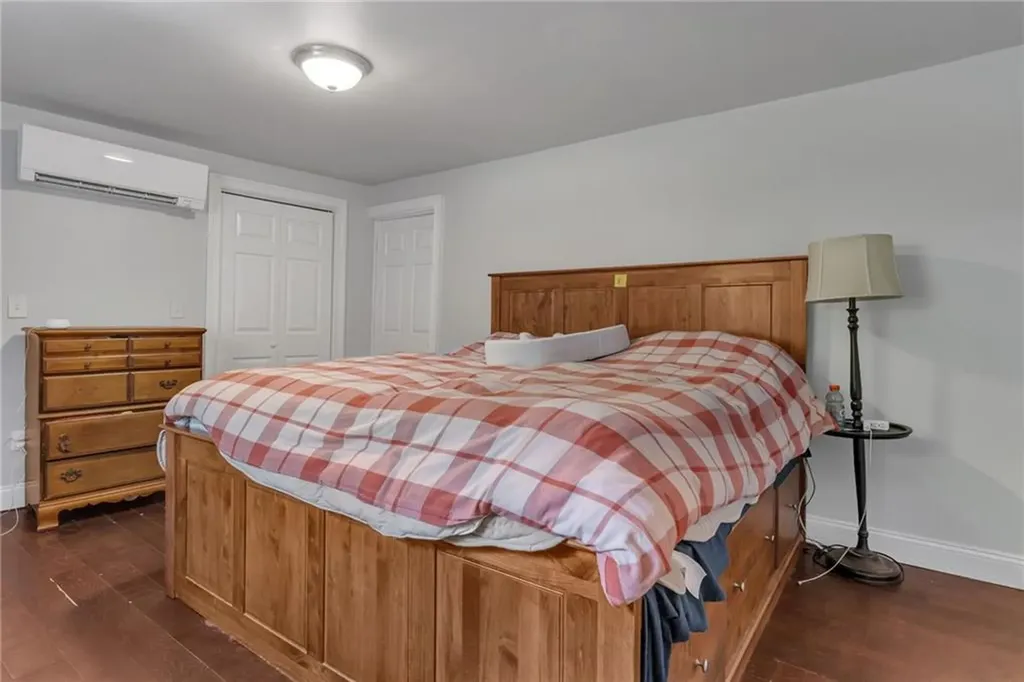 19 Hardwick Street Cumberland RI 02864