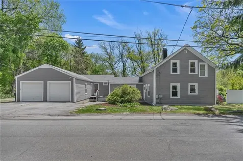 19 Hardwick Street Cumberland RI 02864